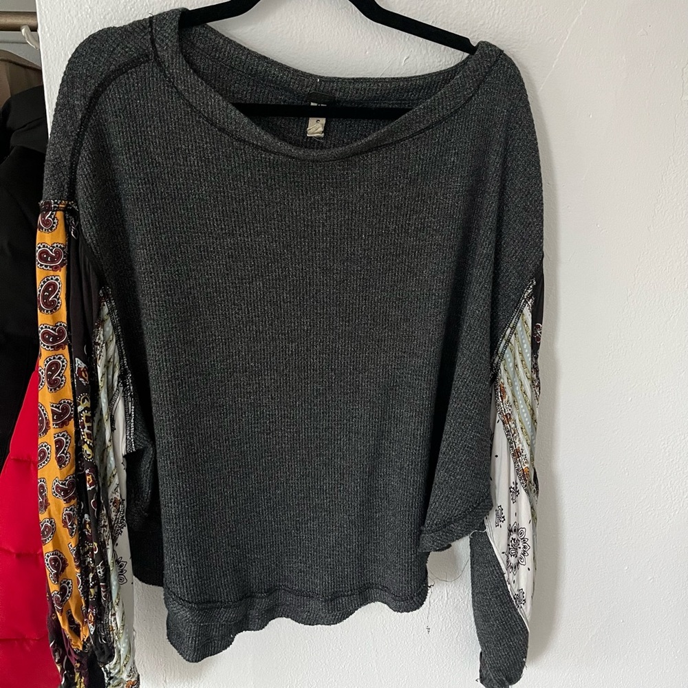 Free people balloon long sleeve size S, lightly worn, good condition